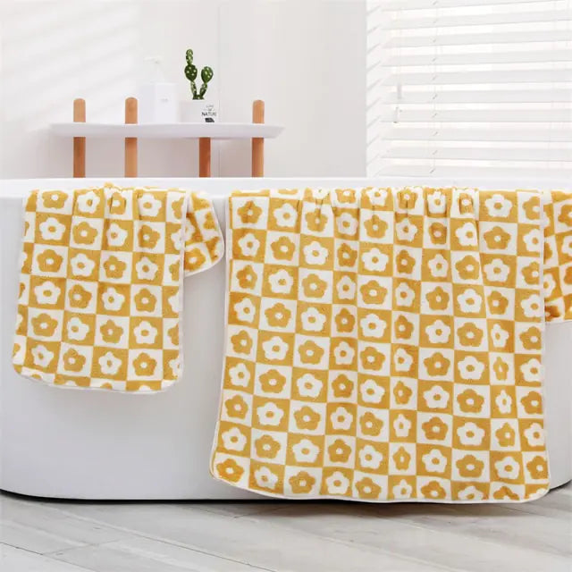 Cute Plaid Flowers Microfiber Towel Bath Towel Soft Face Towels