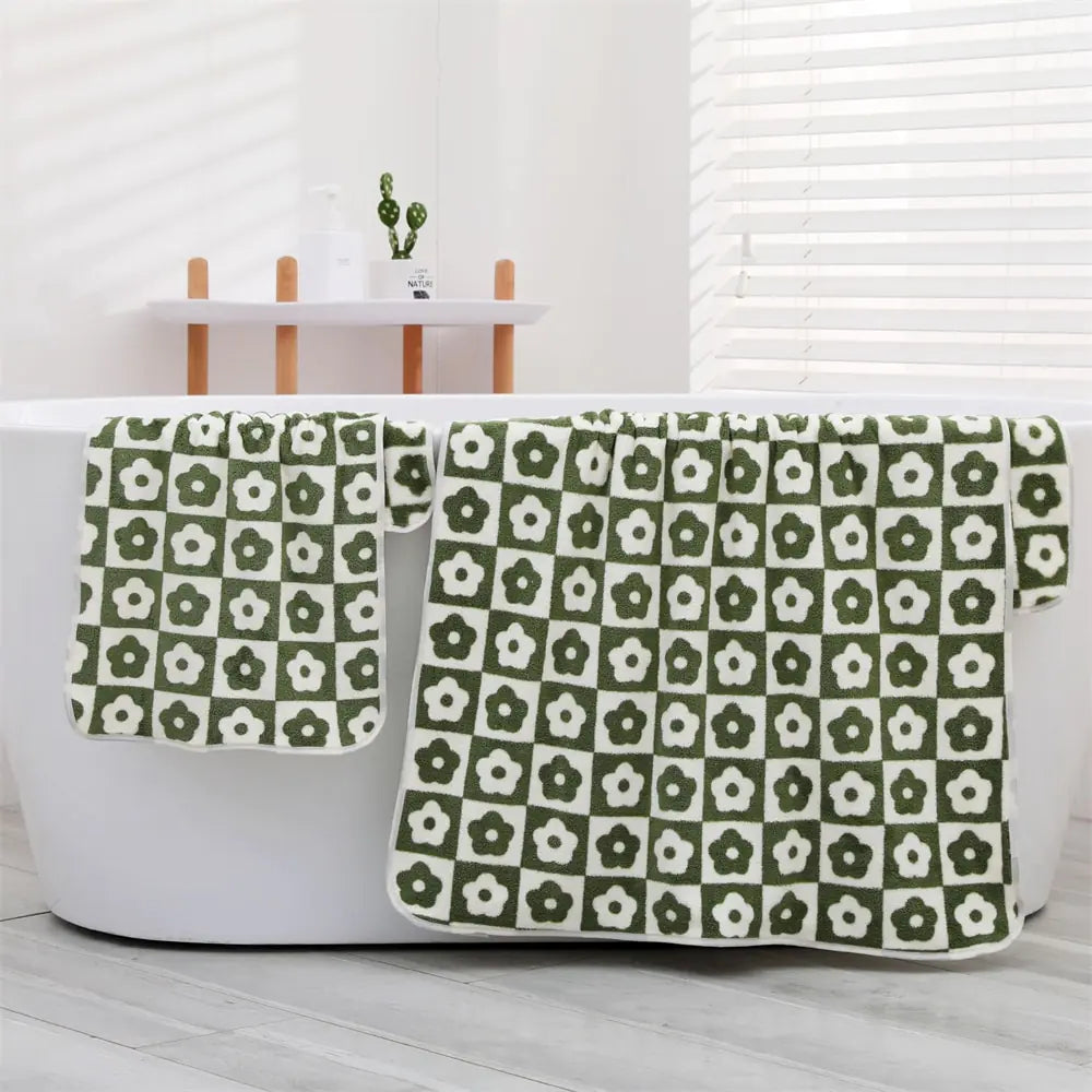 Cute Plaid Flowers Microfiber Towel Bath Towel Soft Face Towels