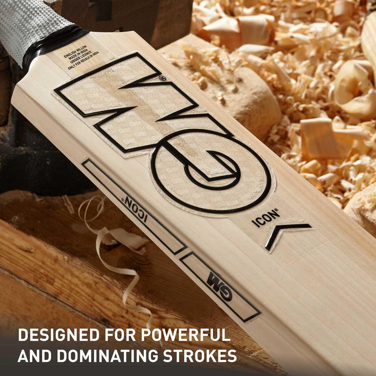 GM Icon 404 English Willow Grade 4 Cricket Bat (Short Handle) Mill Sports